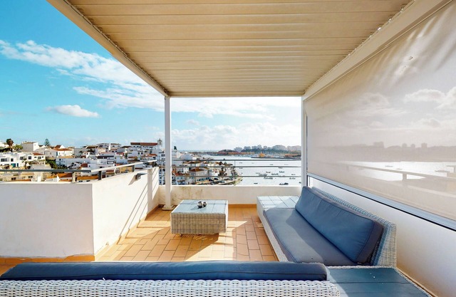Vila Vida (8) | Private Heated Pool | Sea & Beach | Roof Terrace | Restaurants