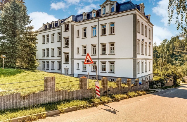 Villa attrayante avec jardin à Borstendorf