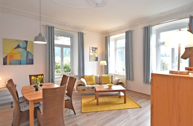 Joli appartement avec terrasse près de Borstendorf