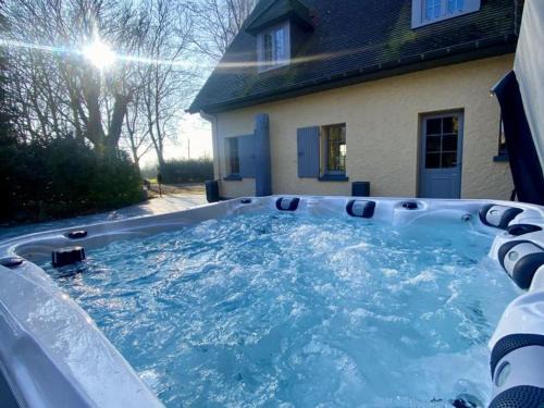 Villa élégante avec parc arboré, spa et équipements complets pour 14 pers. dans la campagne flamande - FR-1-510-8
