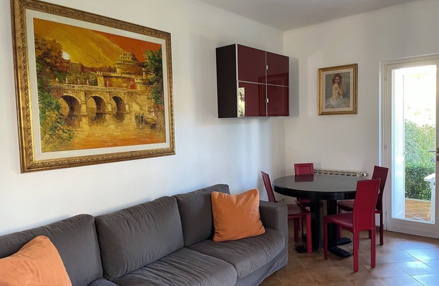 Villa 10 minutes from the sea Fregene