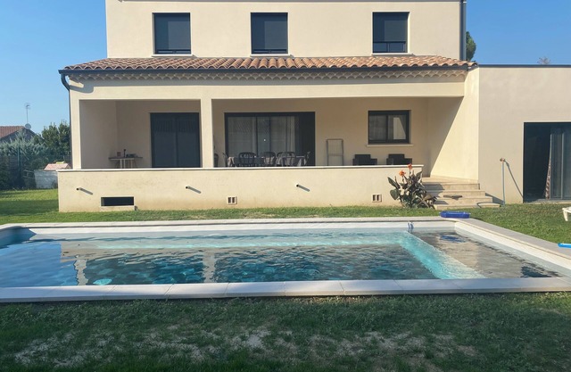 Villa 140m2 private pool in Provence