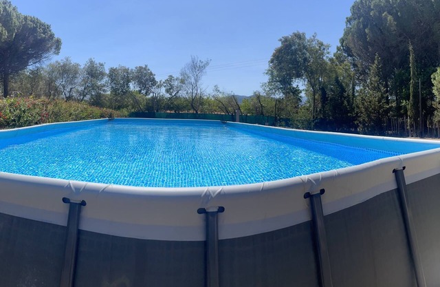 VILLA 150 m² - 5 chambres- Piscine 10 x 5 m - 6000m² de parc prive a 5 mn plage