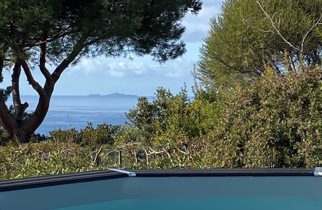Villa 180 m2 vue Mer Piscine Clim calme absolu grand jardin Plage Agosta