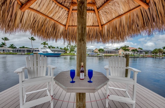 Villa 27 SUMMER/FALL DISCOUNTED Wide Water Views, Hot Tub, Htd pool!