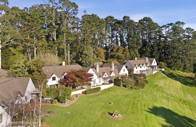 Villa 3 Milton Park