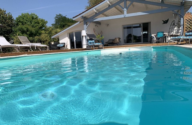 Villa 5 piéces avec piscine