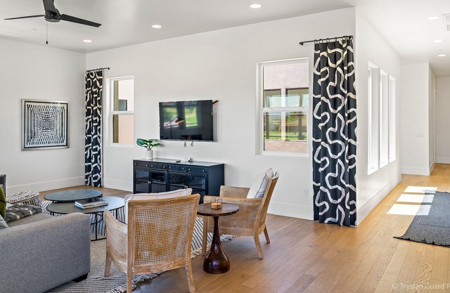 Villa 6 neuve, toutes les suites Master! Recours! Bloomington Country Club!