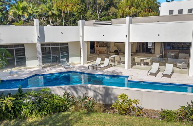 Villa 8 The Lakes moments from pristine beaches, world-class golf courses, and the stunning Mt. Cool