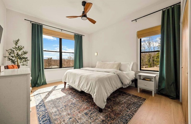 Villa Acadia w/Mountain Views