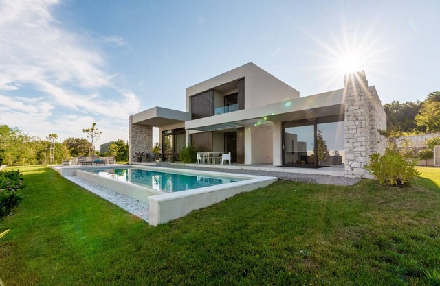 Villa Adoral for 6 people near Labin-Rabac - modern villa with heated swimming pool