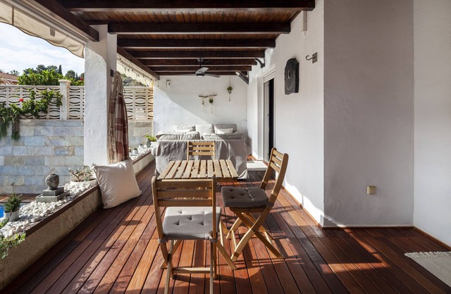 Villa 'Adosado La Cala Del Moral' with Private Pool, Wi-Fi and Air Conditioning