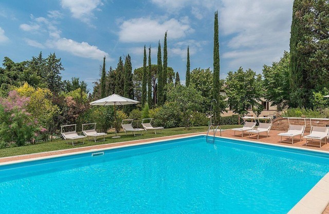 Villa Alba: Une charmante villa de deux étages dans un endroit calme.