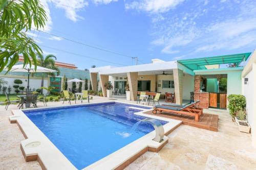 Villa Alida Nagua Pool Beach Dailymaid & Bbq