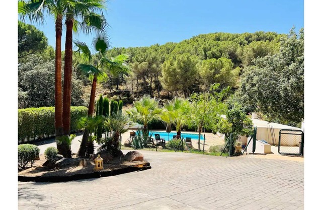 VILLA ALJARAL Spectacular, pool, fireplace, heated, wifi.