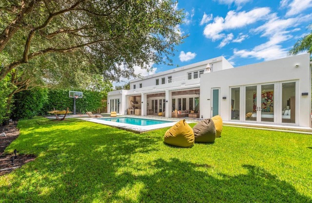 VILLA AMANI -Modern Miami Villa - heated pool