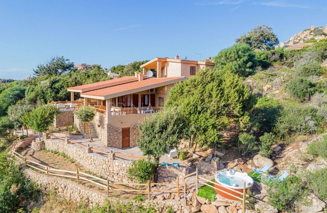 Villa à Costa Paradiso avec 3 chambres à coucher, 7 couchages