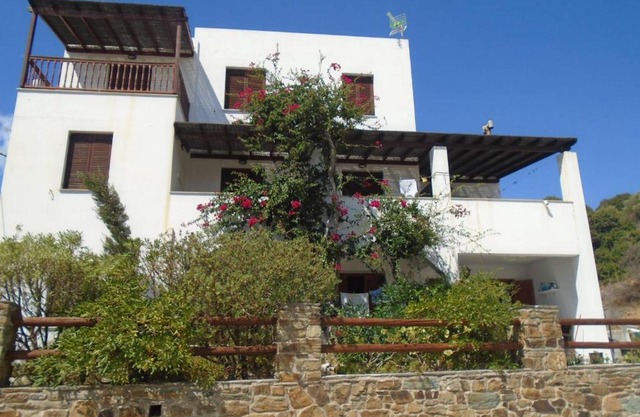 VILLA ATHINA 2