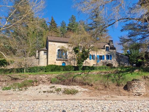 Villa au bord du Tarn avec barnum événement