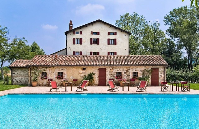 Villa Benne - Sept Chambres Villa, Couchages 14