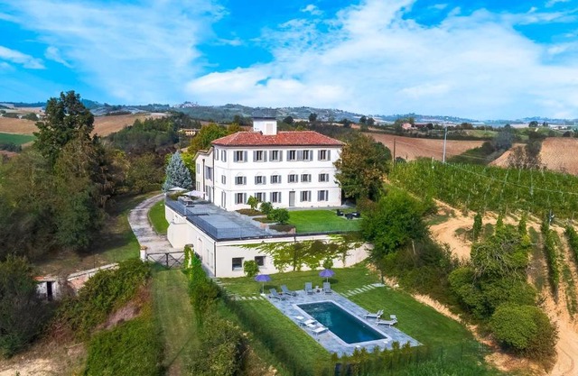 VILLA BOEMIA 10, Emma Villas