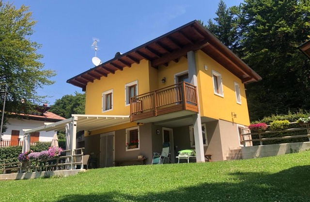 Villa Botton d'Oro Villa al lago
