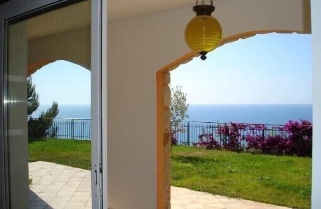 Villa bord de Mer Proche Monaco