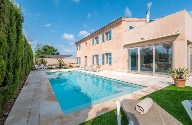 Villa 'Ca Na Rossa' avec vue sur les montagnes, Wi-Fi et climatisation