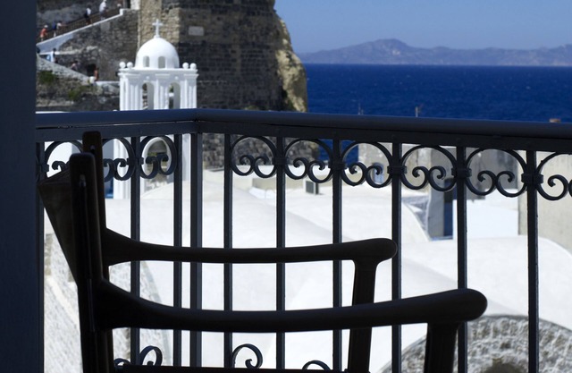 VILLA CALLIOPE UNE MAISON DE VILLE SUR UNE ÎLE VOLCANIQUE EN MER ÉGÉENNE