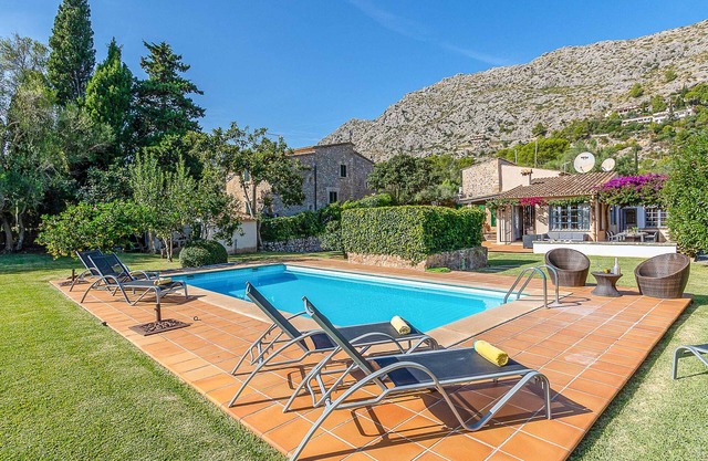 Villa Can Llobera - Trois Chambres Villa, Couchages 6
