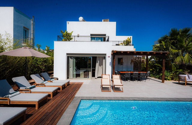 Villa 'Can Sole' avec piscine privée, Wi-Fi et climatisation
