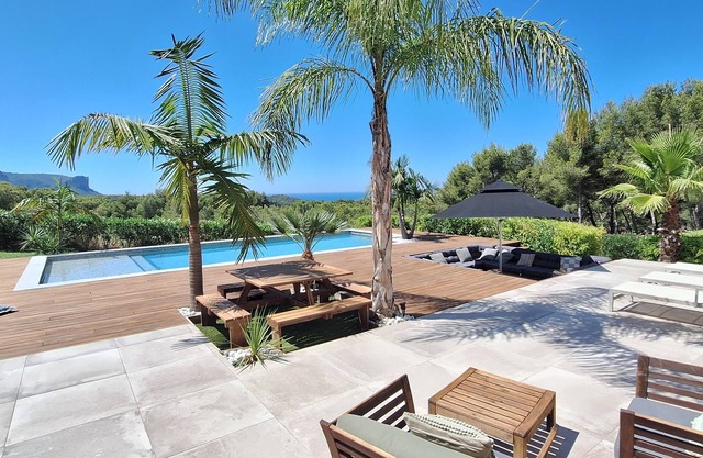 Villa Canailles, vue mer, piscine et jacuzzi, Cassis