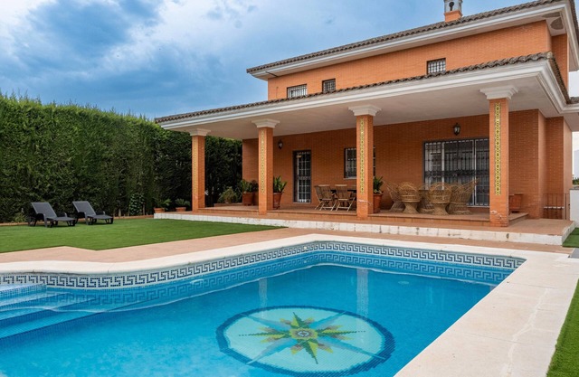 Villa 'Candeleria Sol y Piscina' avec piscine privée, Wi-Fi et climatisation