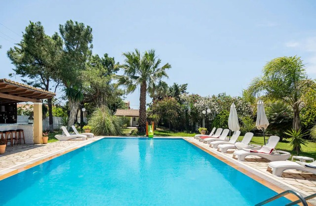 Villa- Cassandra 500meters from the beach.
