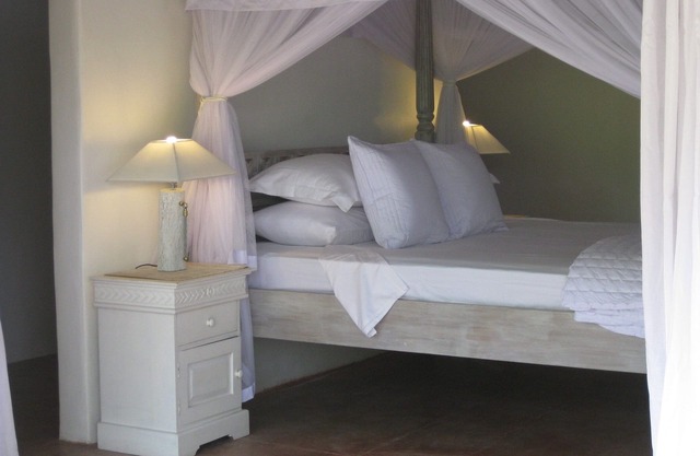 CHAMBRE VILLA CEPAKA 'FRANGIPANI'.