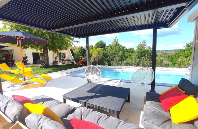 Villa d'Elsa - 10/12 pers. - piscine chauffée - 5 min à pieds du centre ville