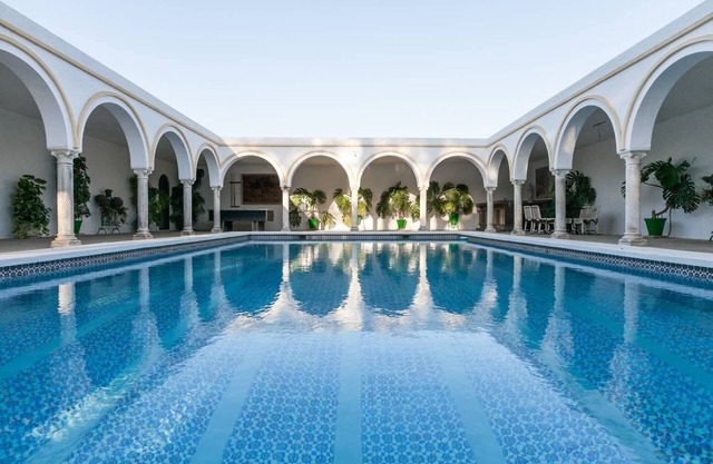 Villa del Manzano, Villa complète avec piscine à seulement 15 minutes de Séville