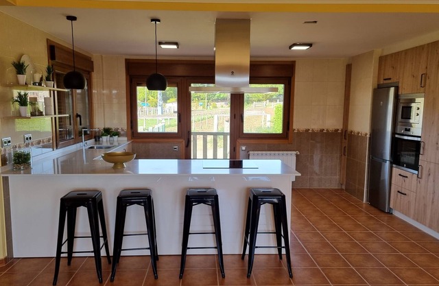 Great House with pool near Santiago de Compostela