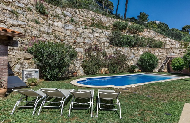 Villa de Luxe à Begur avec vue sur la mer, Wi-Fi et climatisation