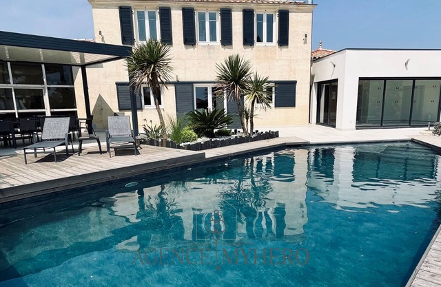 Villa Moderna - Sublime villa de luxe avec piscine - Pézenas