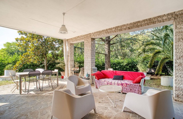 Villa 'Casa Dedalus' avec terrasse partagée, Wi-Fi et climatisation