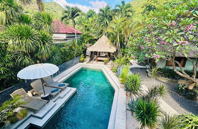Villa del Mar, Amed, Bali, Traditional Seaside Balinese 3-bedroom Villa in Amed
