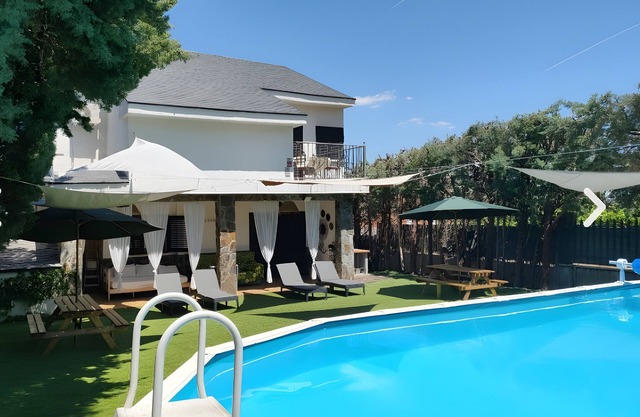 Villa 'Del Monte Casa Rural' avec vue sur les montagnes, Wi-Fi et climatisation