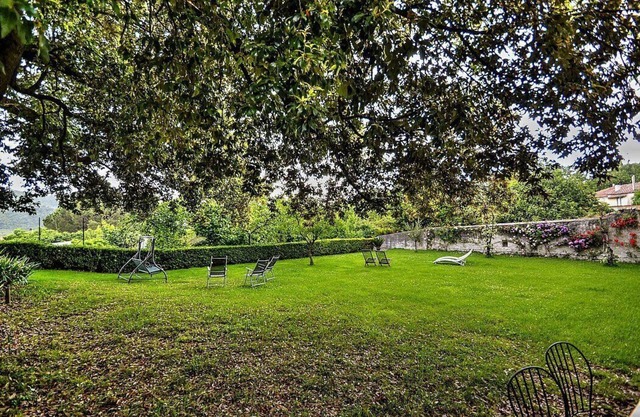 Villa delle Signorine: Une villa élégante et accueillante de trois étages située dans une position tranquille.