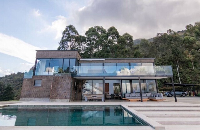 Villa Denali | Ultimate Sky High Mansion