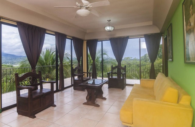 Villa Domelua: Belle, spacieuse et relaxante / avec piscines privées