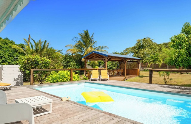 Villa Douce, accès plage à pied avec piscine privative