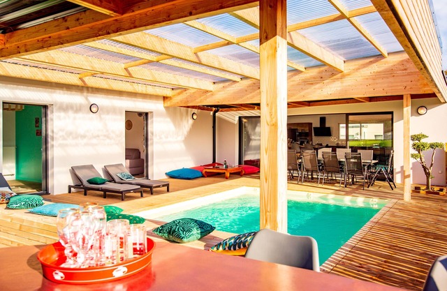 Villa Dré Avec Piscine 15 Personnes Sur La Côte