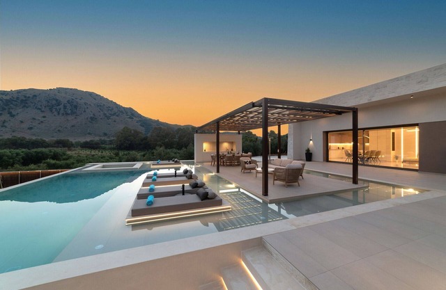 Villa El - Kournás ,Crete