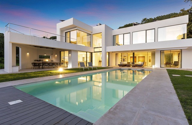 Villa Elviria - Modern Villa in Elviria!